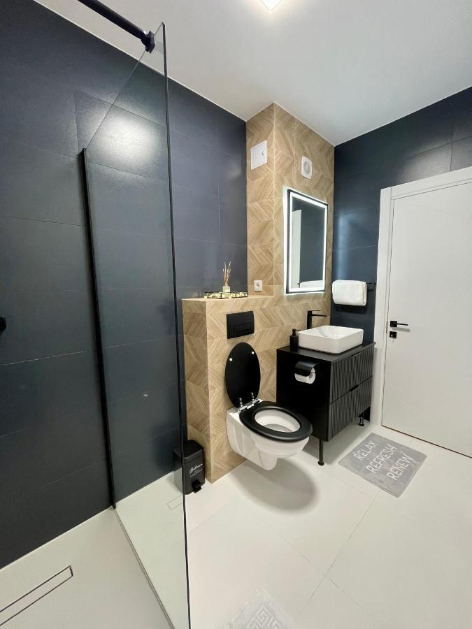 Lakeside Aparthotel Cluj-Napoca Eksteriør billede